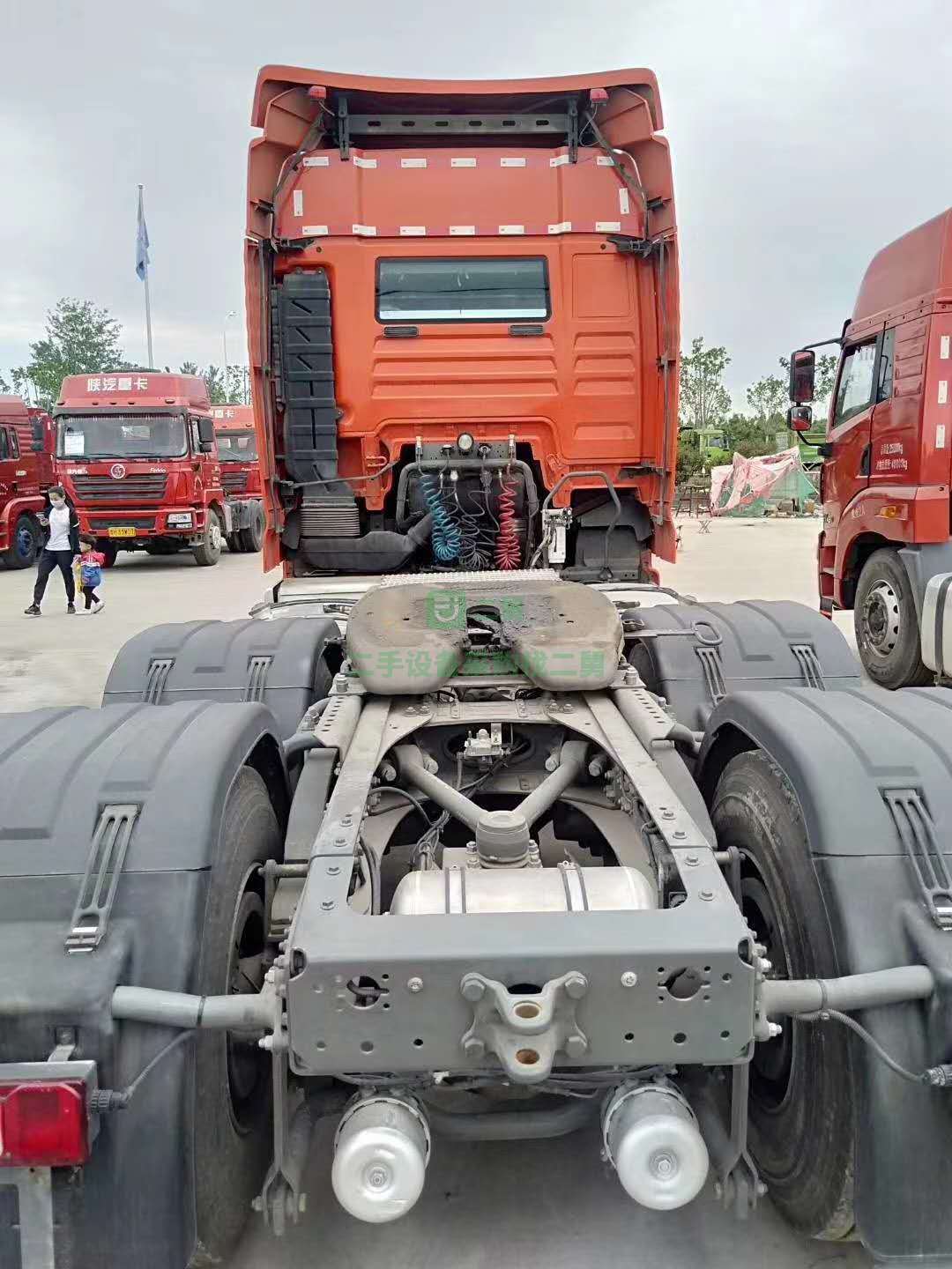 出售重汽汕德卡540馬力 牽引車