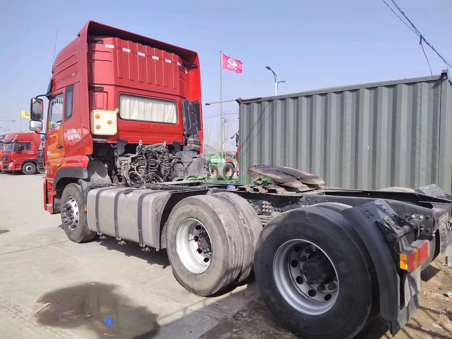出售二手新款天龍VL雙驅輕體牽引車，國五排放