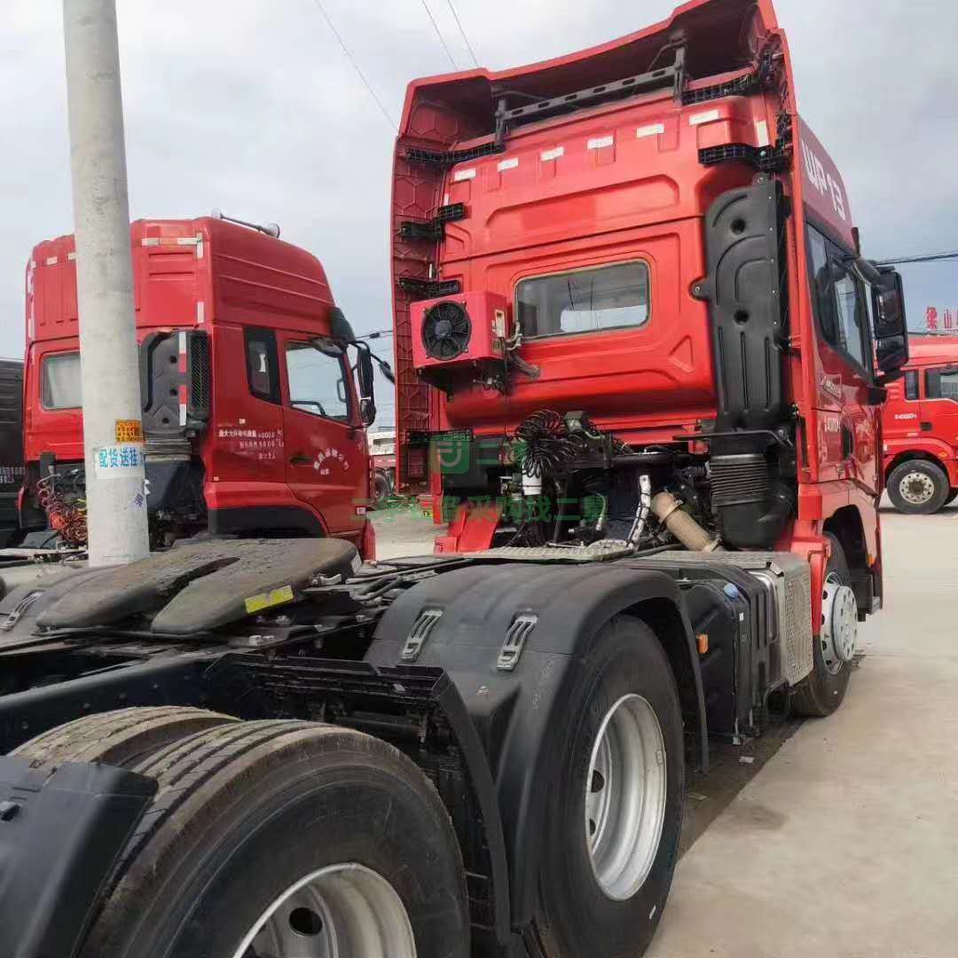 出售2代德龍X3000牽引車19年3月上戶
