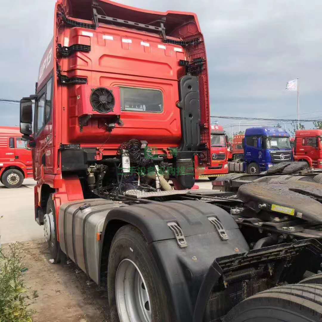 出售2代德龍X3000牽引車19年3月上戶