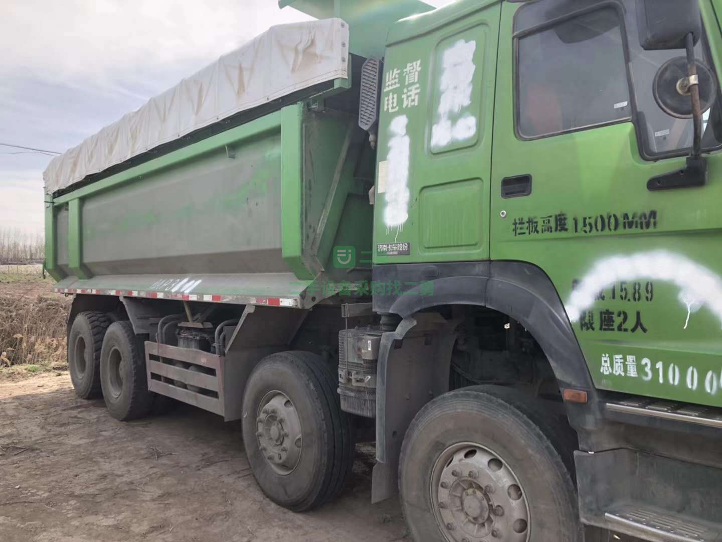 出售17年6月份豪沃牽引車，大箱6米8，國五排放