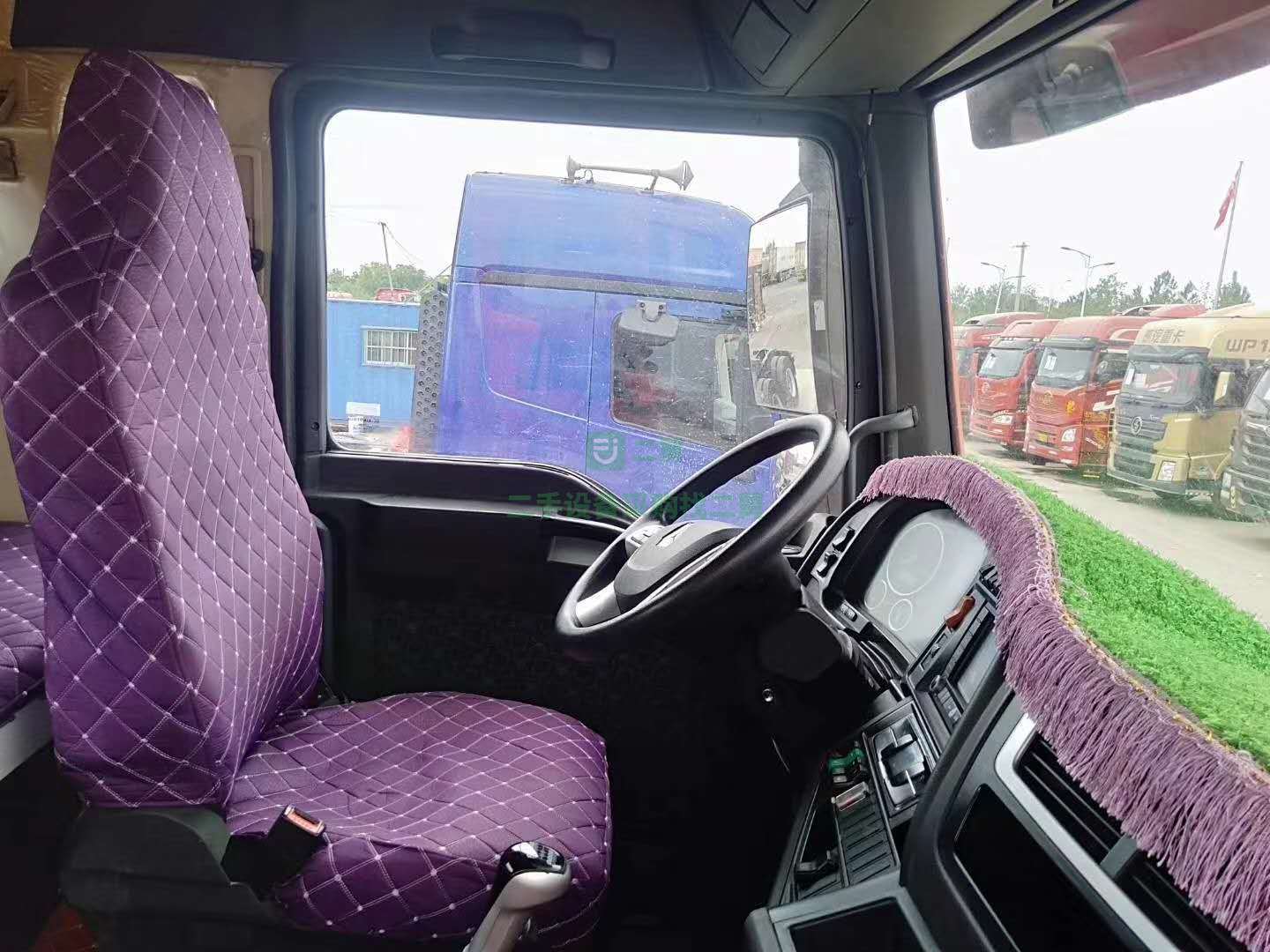 出售重汽汕德卡540馬力 牽引車