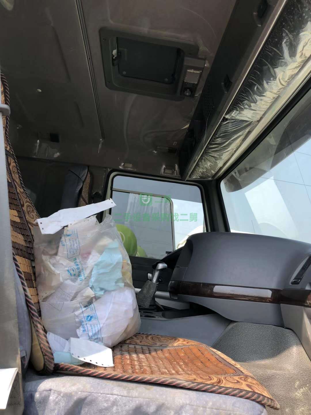 出售19年豪沃攪拌車，唐鴻大20方，國五排放