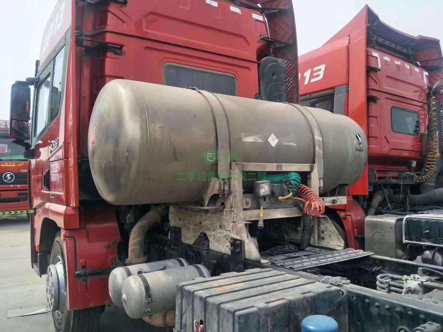 出售兩臺德龍X3000牽引車，國五排放