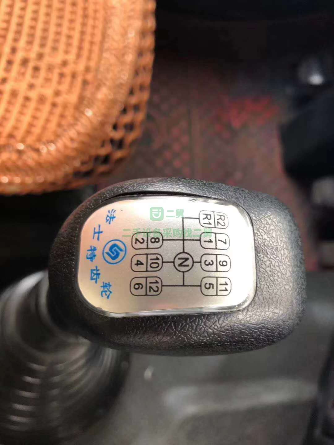 出售陜汽德龍X3000牽引車， 雙驅(qū)輕體，國五排放