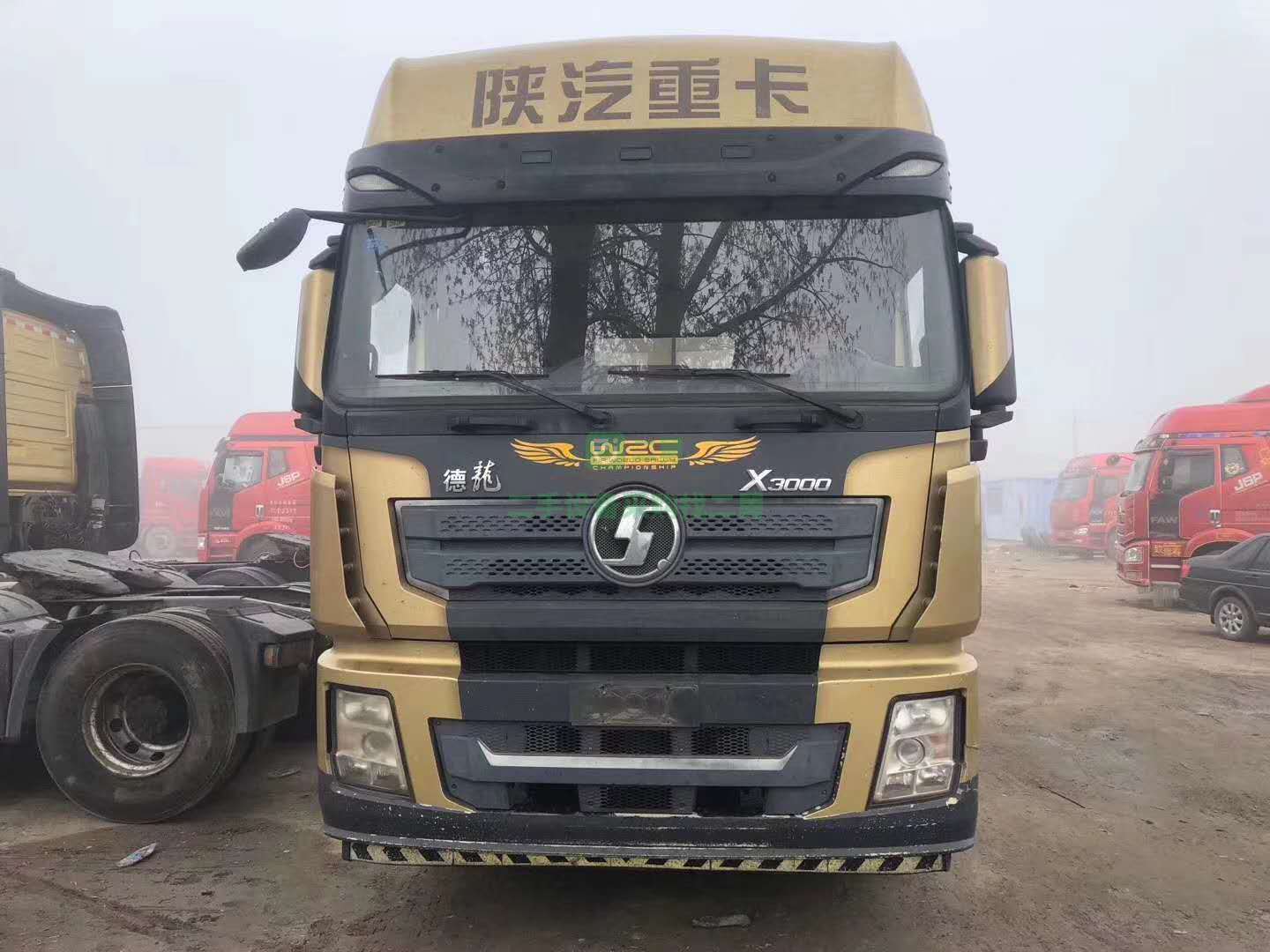 出售陜汽德龍X3000牽引車， 雙驅(qū)輕體，國五排放