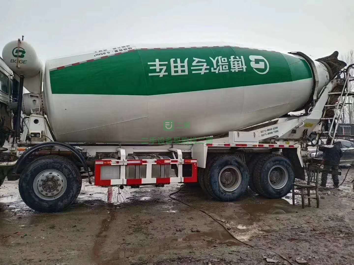 出售2019年豪沃大20方攪拌車