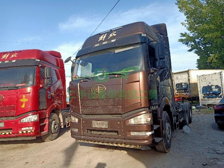 出售牽引車18年解放J6P雙驅輕體國五排放460馬力可分期付款