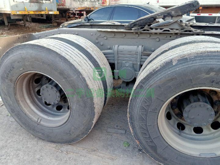 出售牽引車18年解放J6P雙驅輕體國五排放460馬力可分期付款