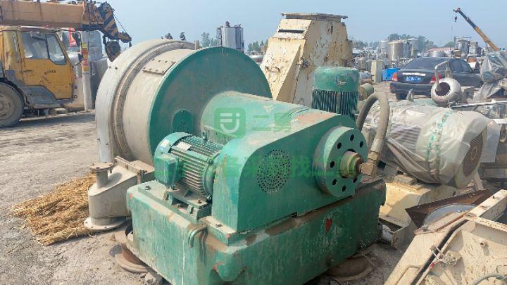 本人急需出售800型單級(jí)活塞離心機(jī) 二手價(jià)出  設(shè)備狀況良好