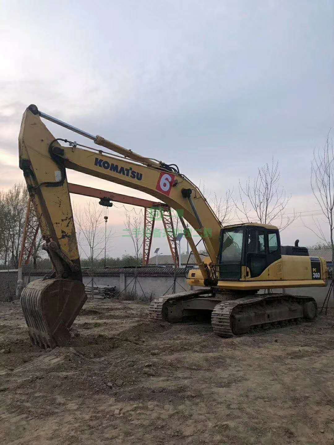 出售16年小松小松360-7，低價等錢急售， 小松360-7二手挖掘機
