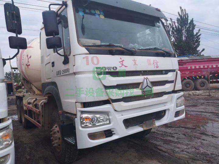 出售15年國四豪沃大12方罐 手續(xù)齊全 車況精品   攪拌車
