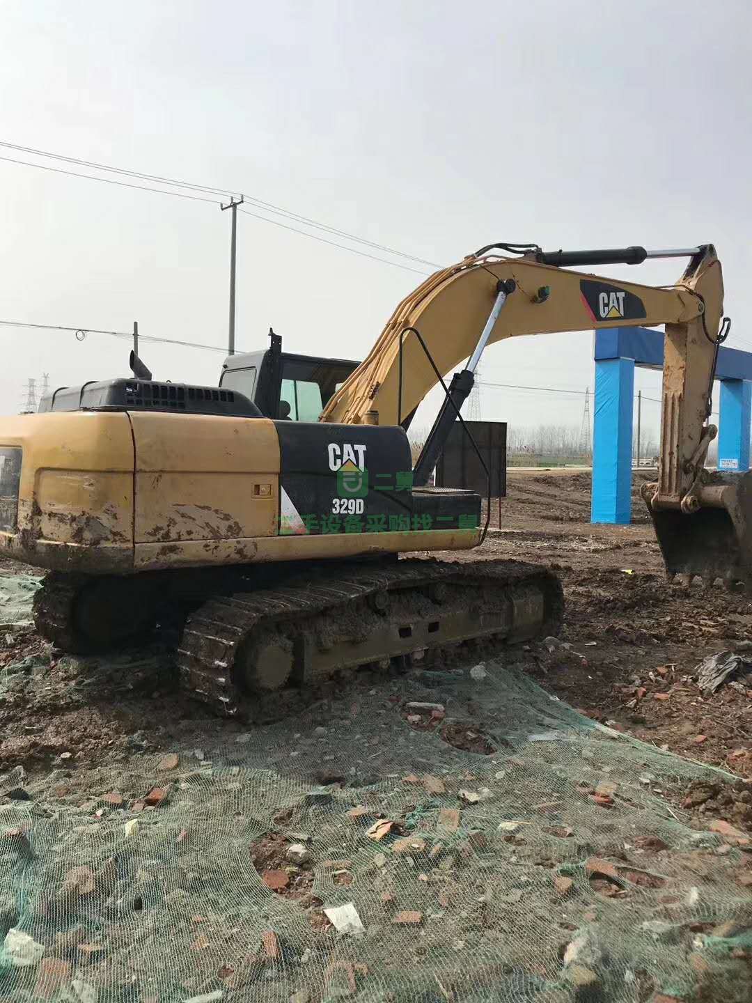 出售16年卡特329，低價等錢急售，卡特329二手挖掘機。