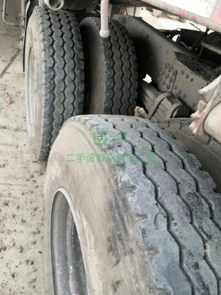 出售二手八成新陜汽德龍牽引車