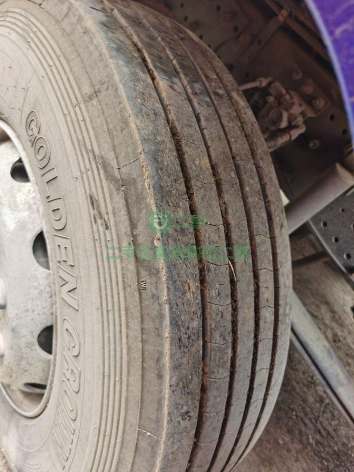 18年三月新款歐曼原車原版牽引車出售，無磕碰