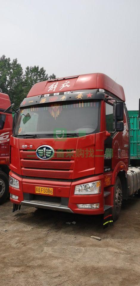 出售二手的九成新的解放J6P420牽引車