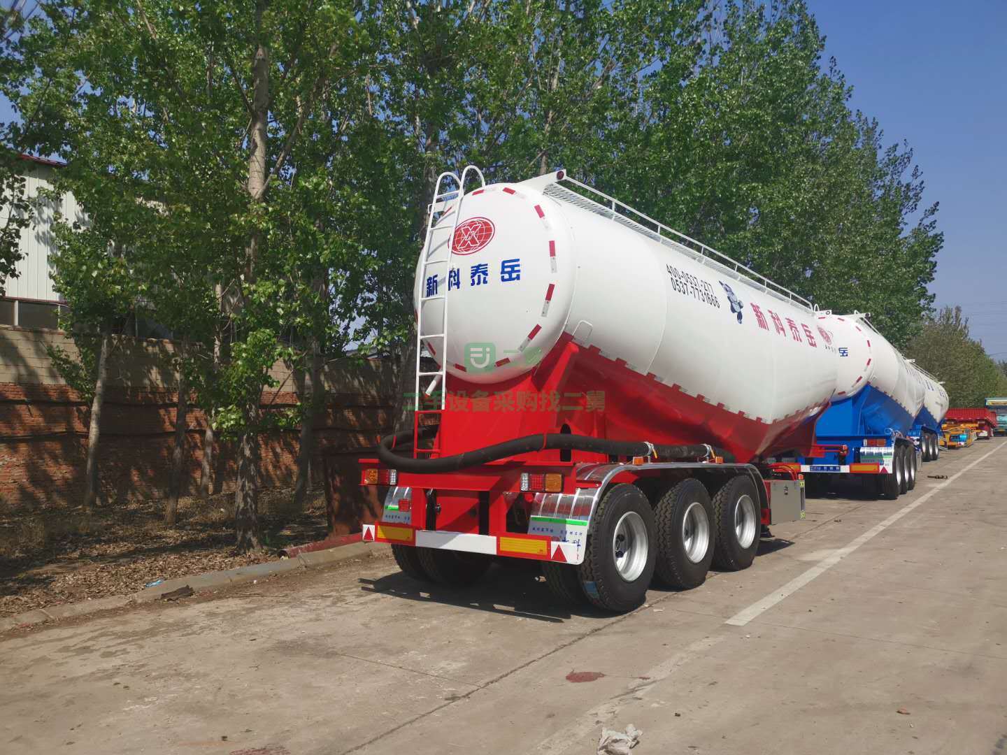 散裝水泥罐車出售
