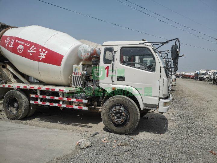 轉(zhuǎn)讓一臺(tái)18年國(guó)五陜汽六方攪拌車