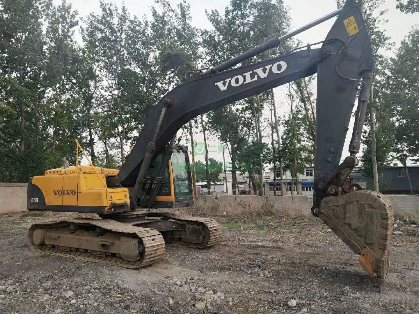 16年沃爾沃240，低價等錢急售， 沃爾沃240二手挖掘機