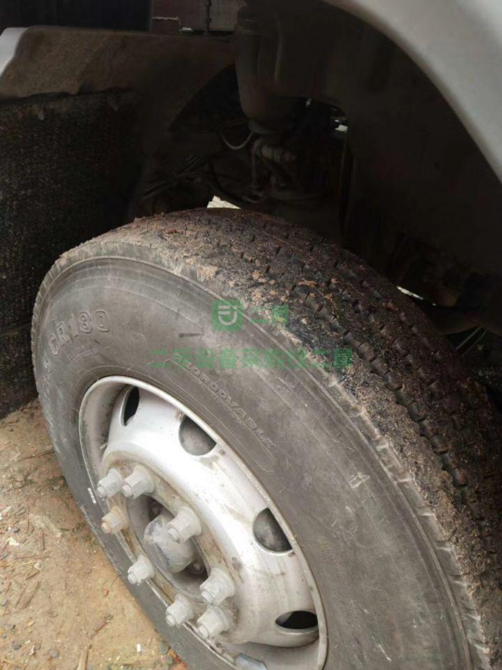 出售國五乘龍載貨車運輸車 可提檔可按揭
