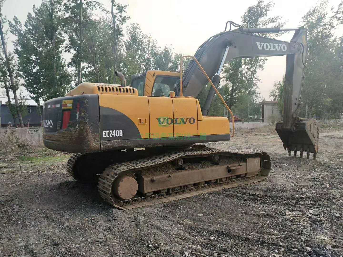 16年沃爾沃240，低價等錢急售， 沃爾沃240二手挖掘機