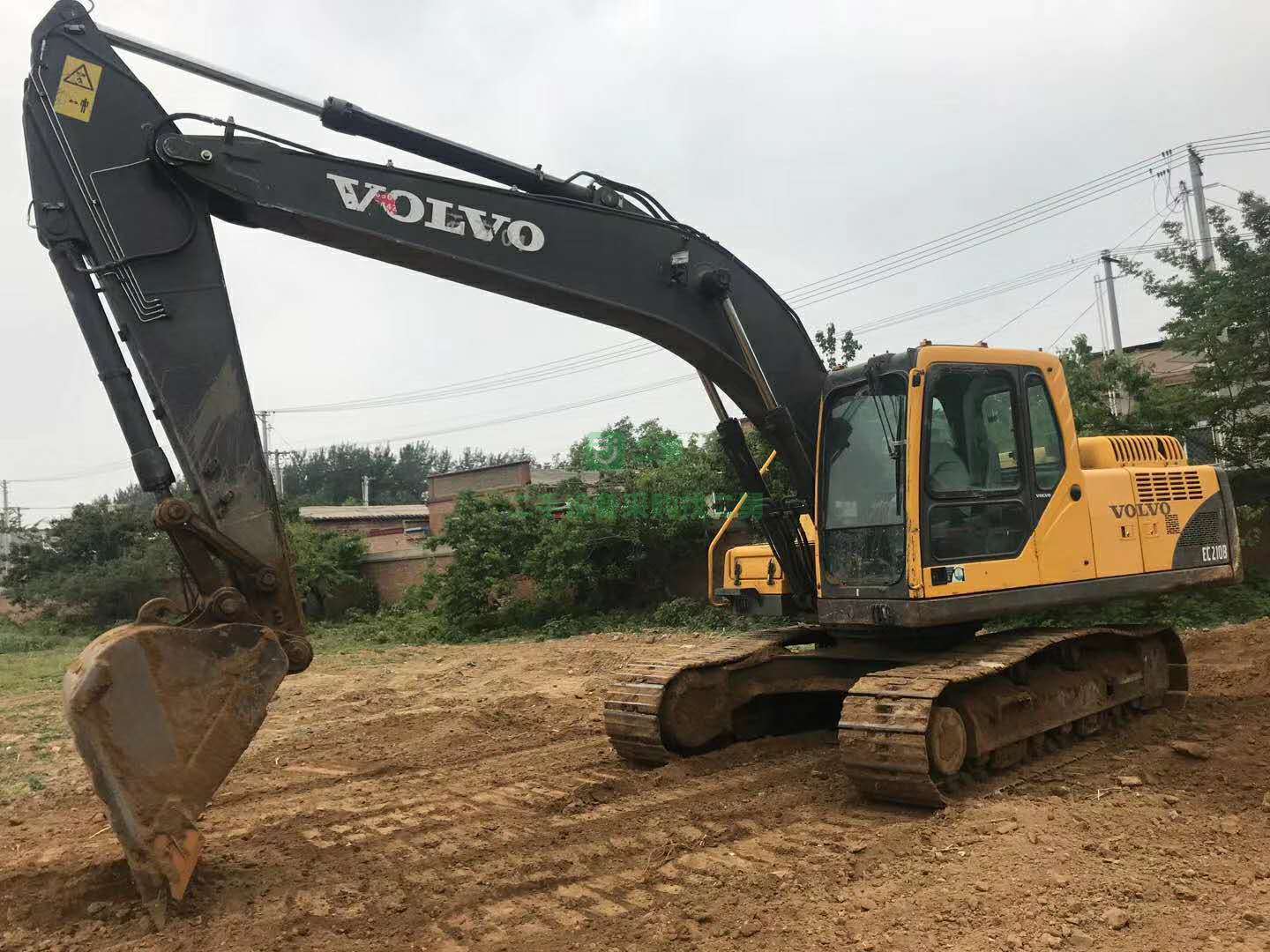 出售16年沃爾沃210，低價等錢急售， 沃爾沃210二手挖掘機