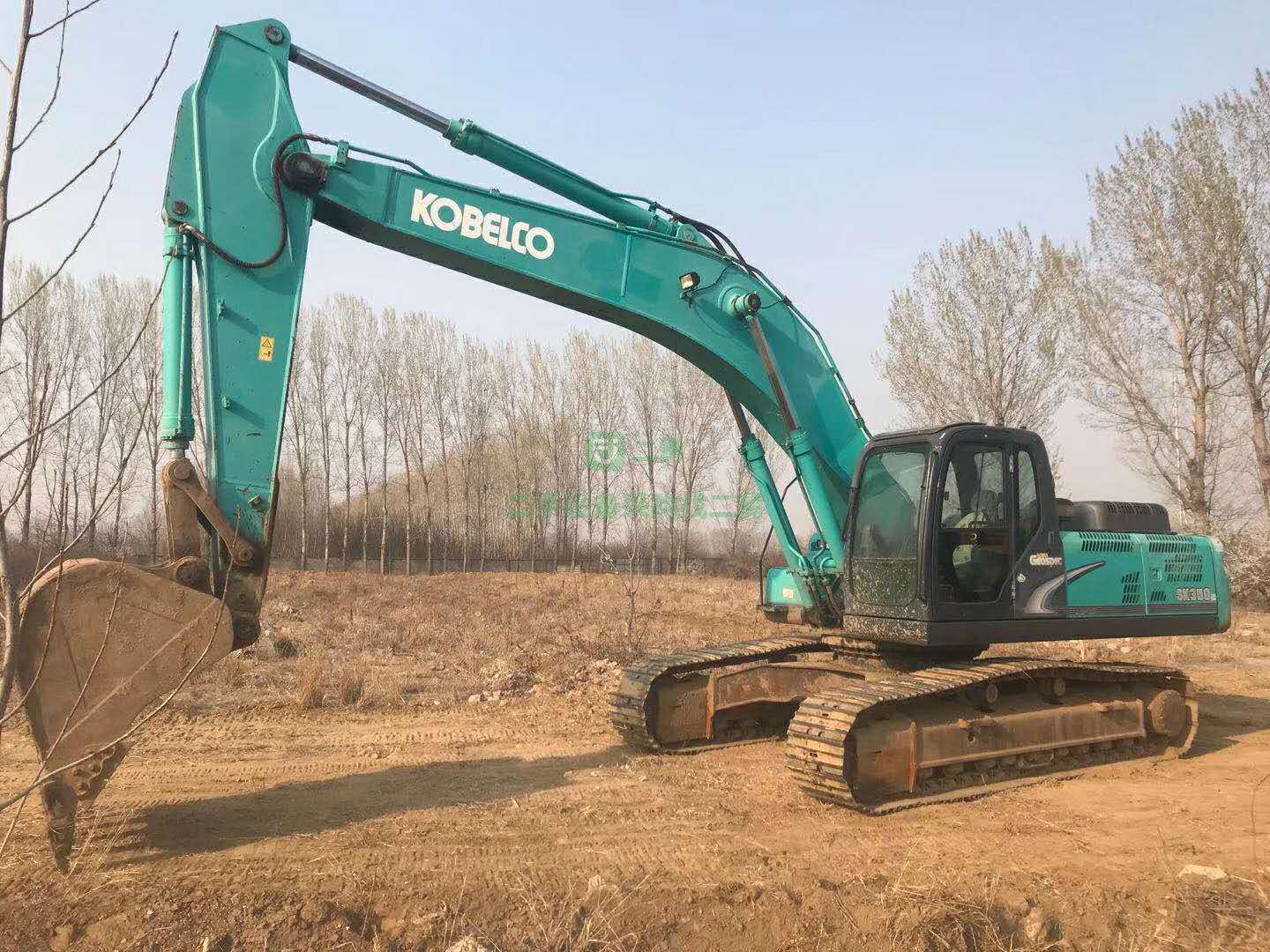 出售16年神鋼350-8，低價等錢急售， 神鋼350-8二手挖掘機