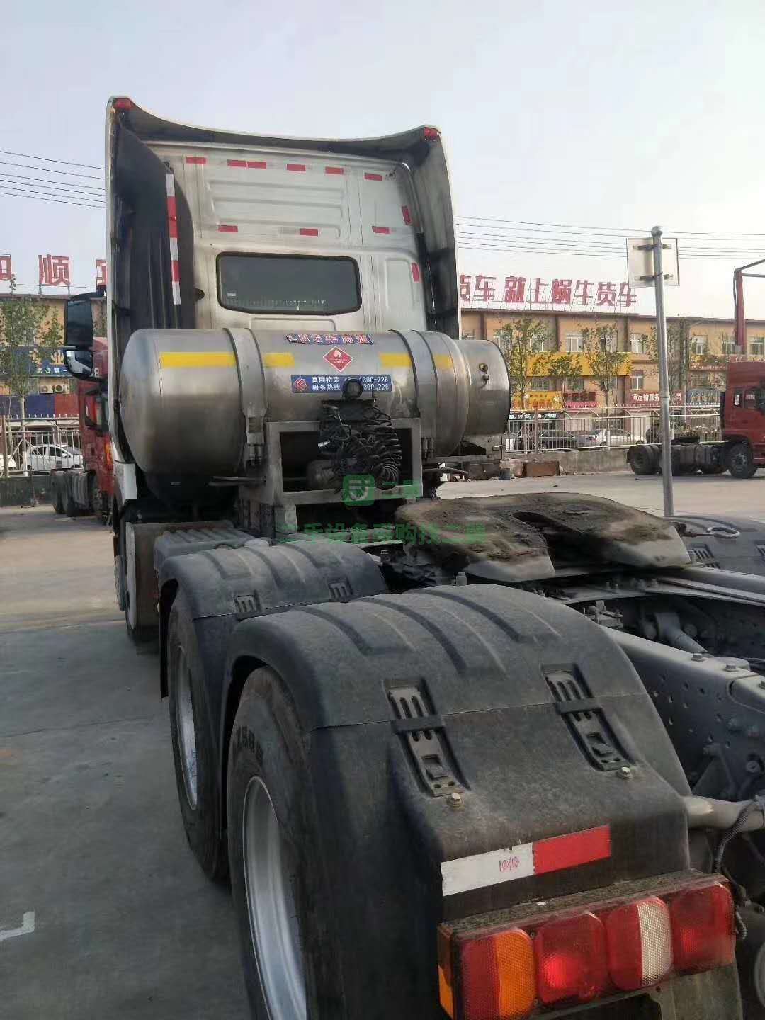 出售19年豪沃th7牽引車， 430馬力燃氣車