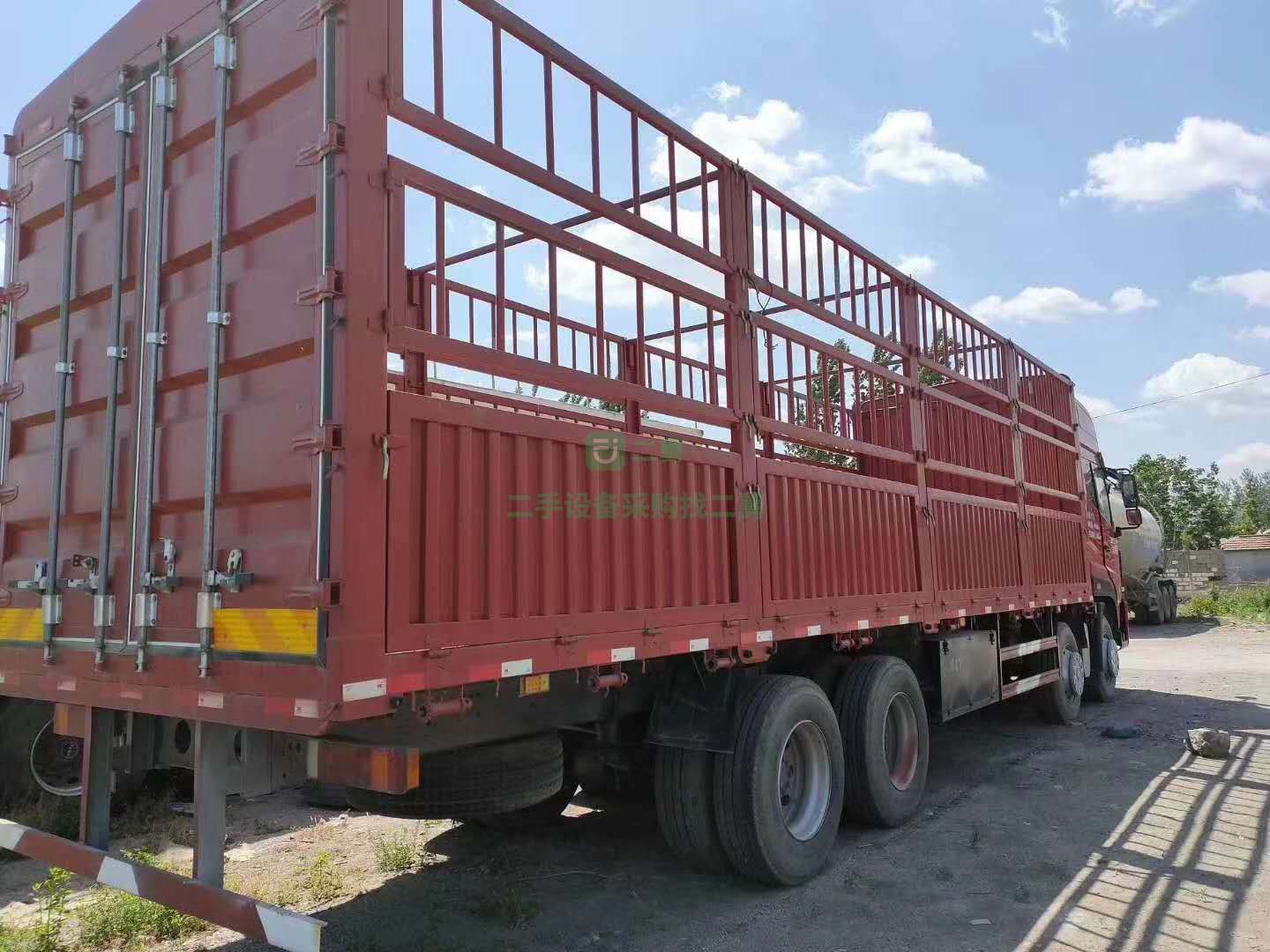 出售兩臺(tái)東風(fēng)天龍9.6米前四后八貨車(chē)