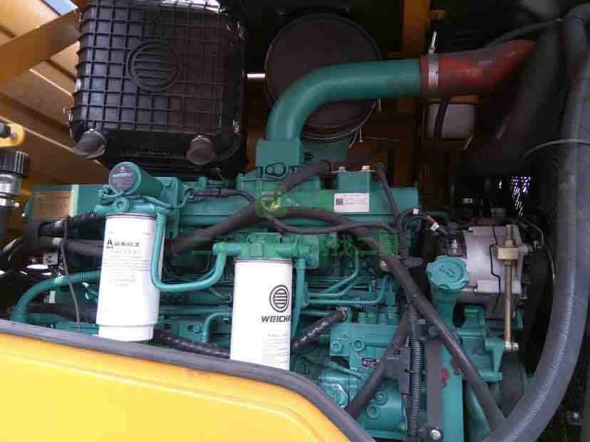 準新車臨工955F裝載機低價出售