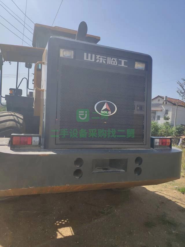 沙場953裝載機(jī)低價(jià)出售