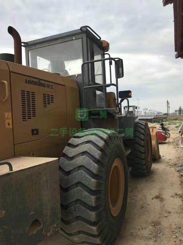 八成新以上的土方車車況好龍工裝載機(jī)急售