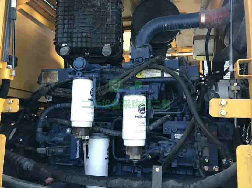 個(gè)人車急售臨工953電噴裝載機(jī)