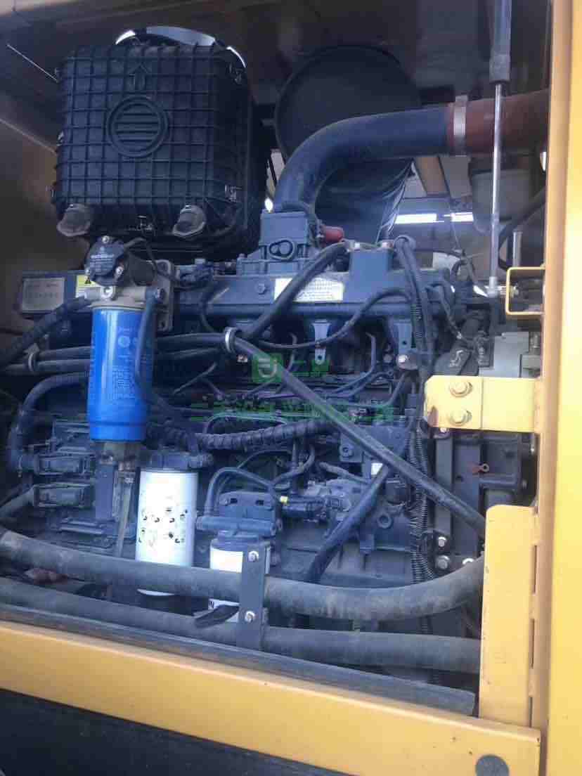 出售二手的九成新的電噴臨工50裝載機