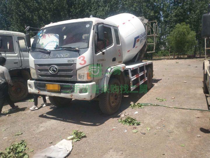 出售國四全手續六方攪拌車