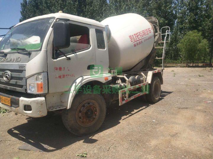 出售國四全手續六方攪拌車