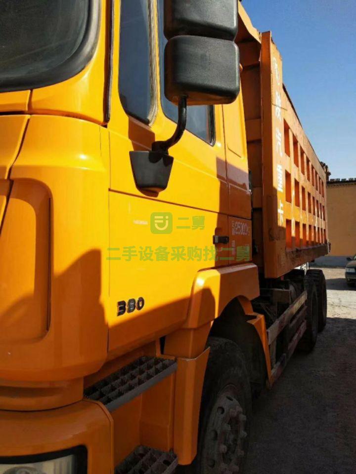 出售二手的八成新的德龍F3000、380馬力土方車