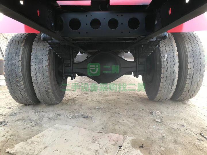 出售二手八成新的十五方灑水車