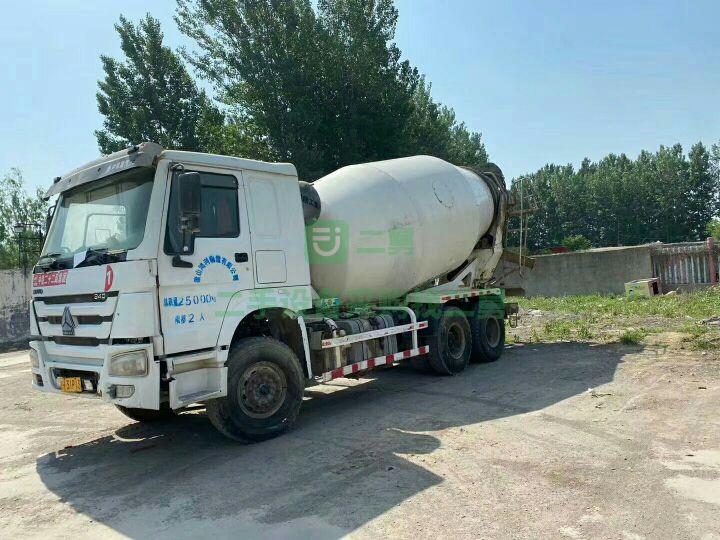 出售14年國4大12方豪沃攪拌車。手續(xù)齊全， 包提檔過戶