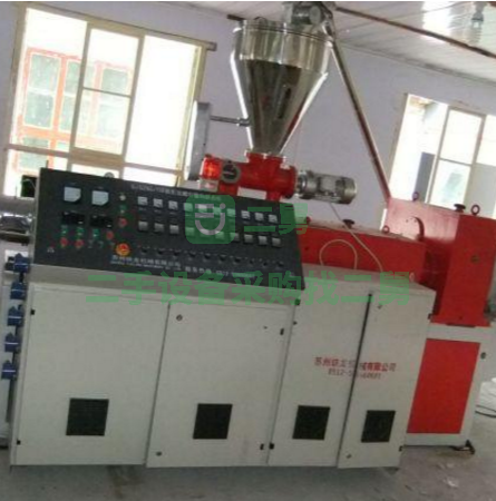 鐵龍SJSZ65-132錐型雙螺桿塑料擠出機(jī)