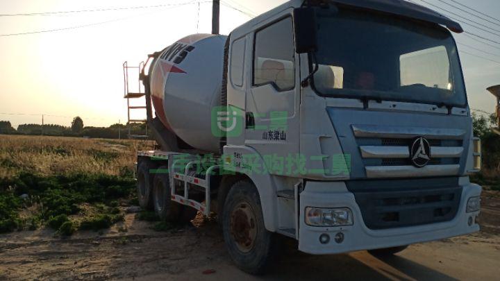 轉(zhuǎn)讓三一重工三一上裝攪拌車