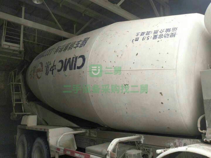 出售兩臺17年5月豪沃中集通華20方罐攪拌車，剛做完年檢