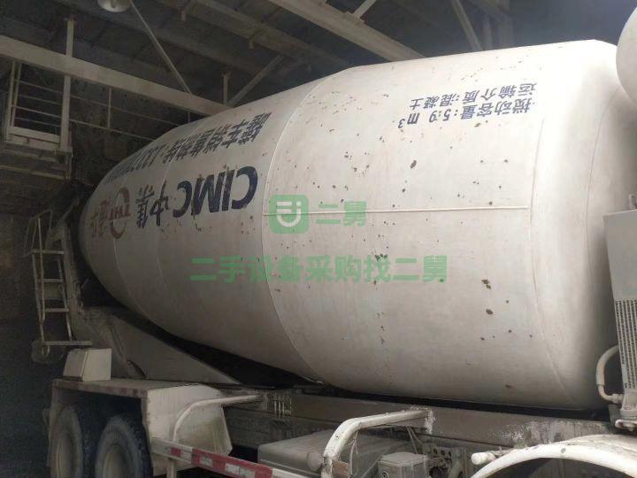 轉(zhuǎn)讓兩臺(tái)17年5月豪沃中集通華20方罐攪拌車，剛做完年檢