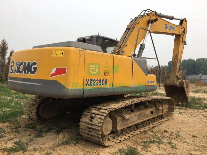 出售徐工235挖掘機個人工地干活車