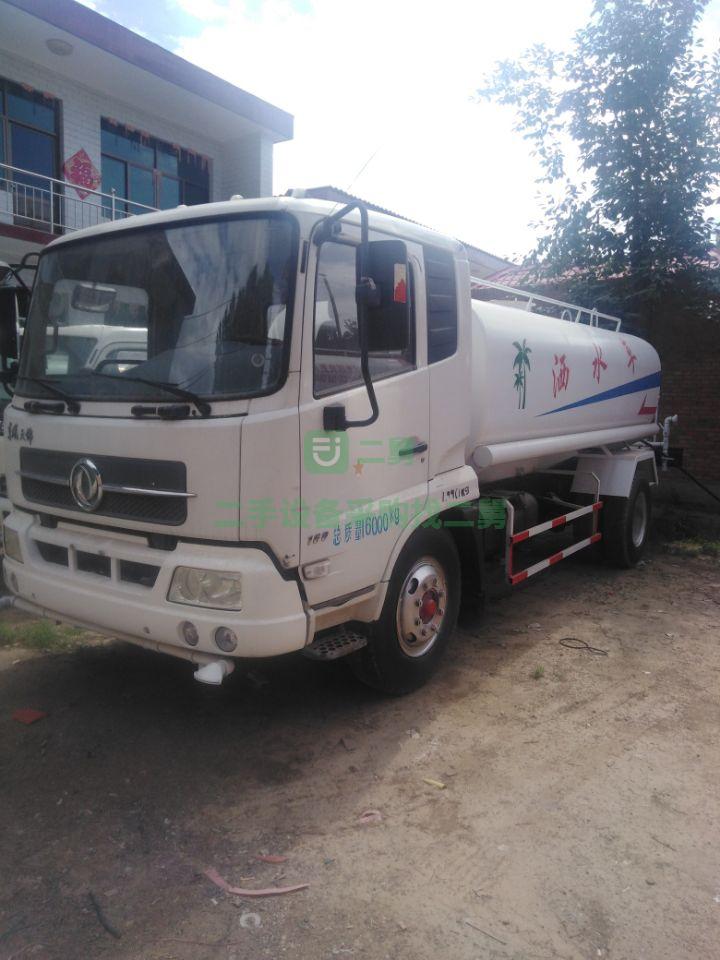出售二手的綠化灑水車東風(fēng)天錦12噸灑水車