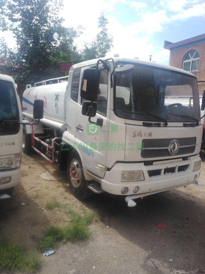 出售二手的綠化灑水車東風(fēng)天錦12噸灑水車