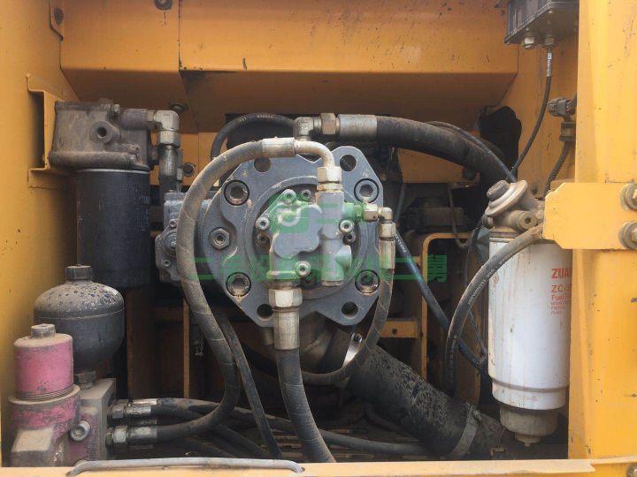 出售徐工235挖掘機個人工地干活車