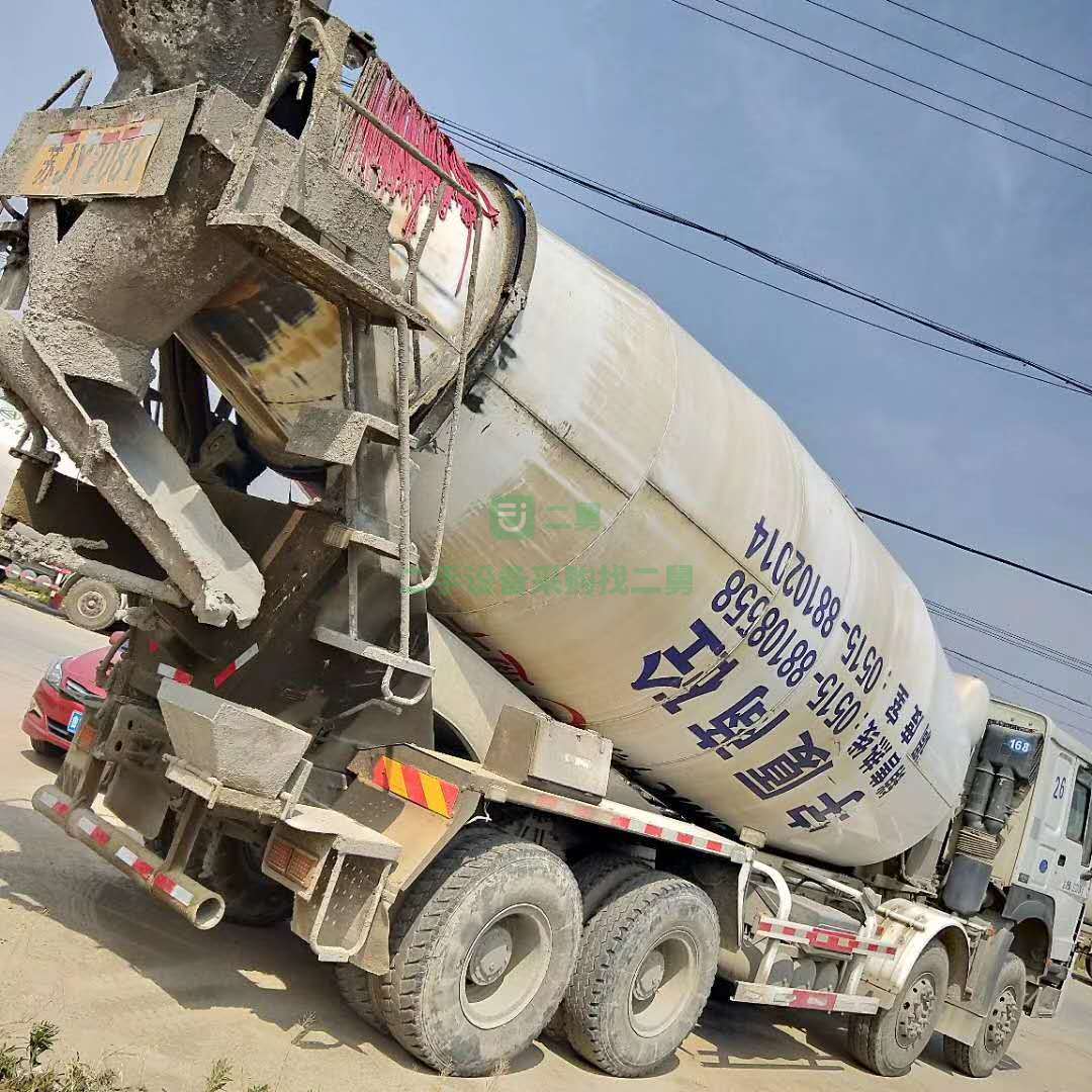 出售17年國(guó)五豪沃20方罐攪拌車，中集瑞江上裝，車況板正