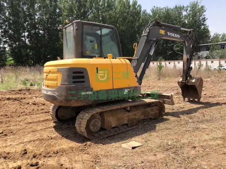 急售轉(zhuǎn)讓沃爾沃60挖掘機(jī)，工地個(gè)人干活車