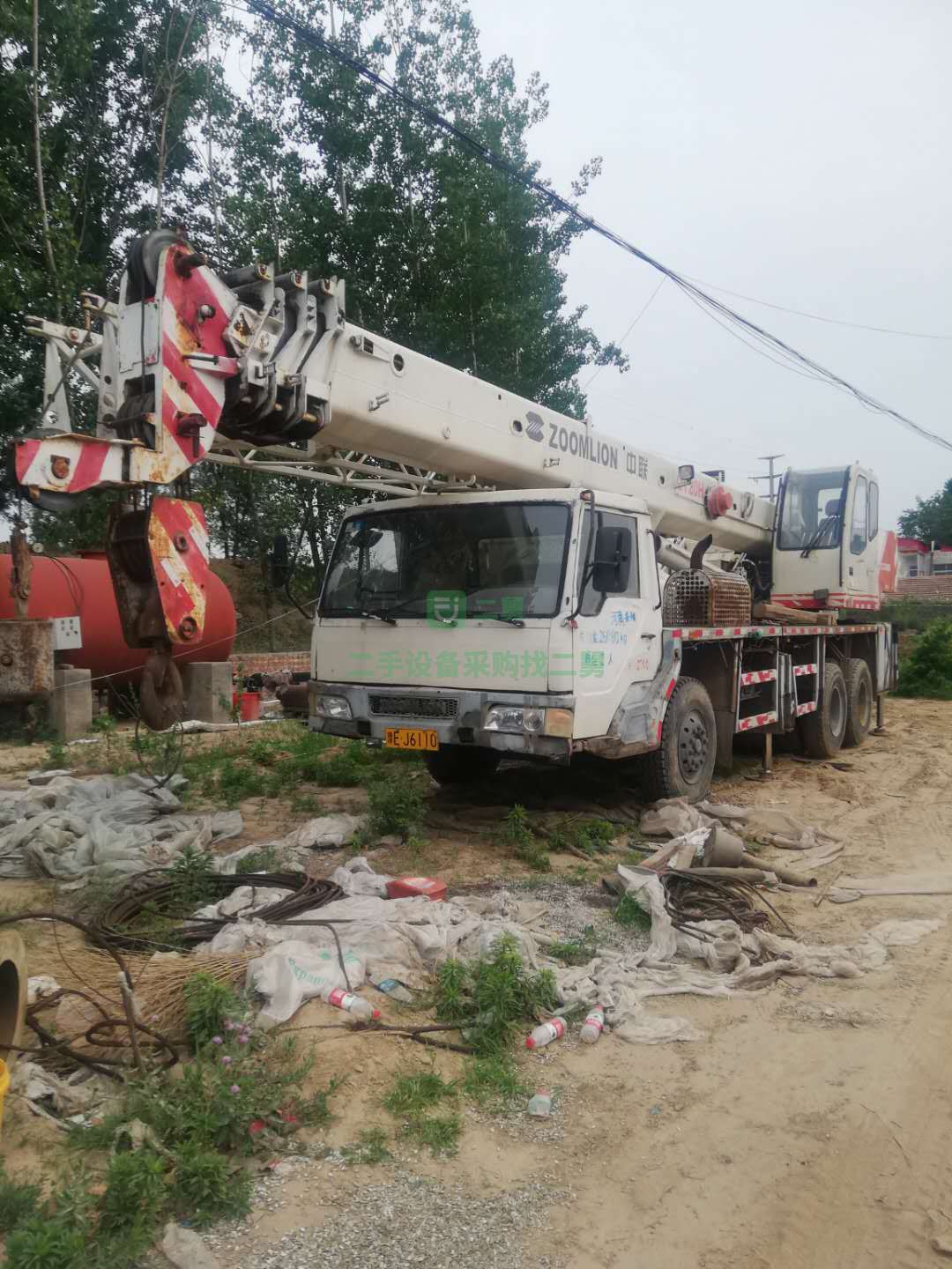 出售10年的中聯吊車，手續齊全，全國包提檔